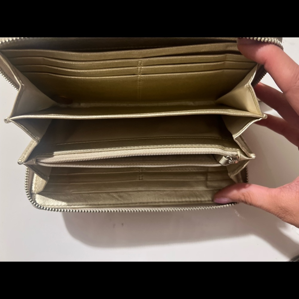 Coach Wallet - Picture 3 of 4